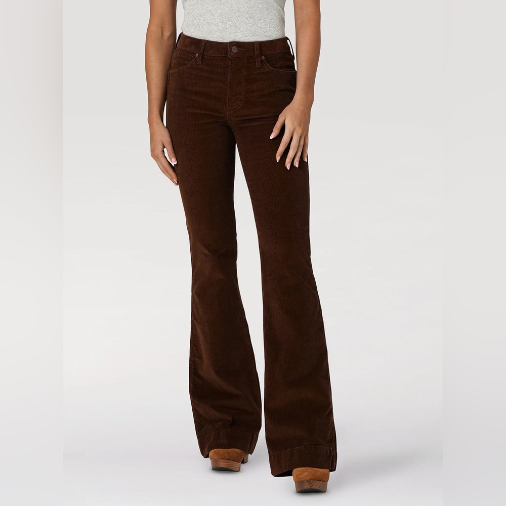 Wrangler High Rise Trouser